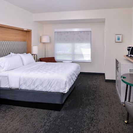 Holiday Inn & Suites - Farmington Hills - Detroit Nw By Ihg Bagian luar foto