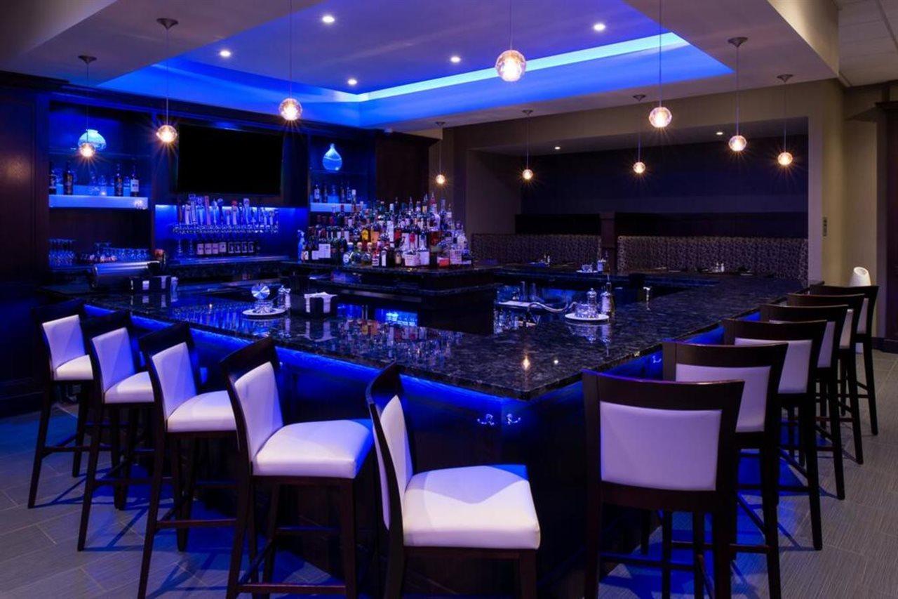 Holiday Inn & Suites - Farmington Hills - Detroit Nw By Ihg Bagian luar foto