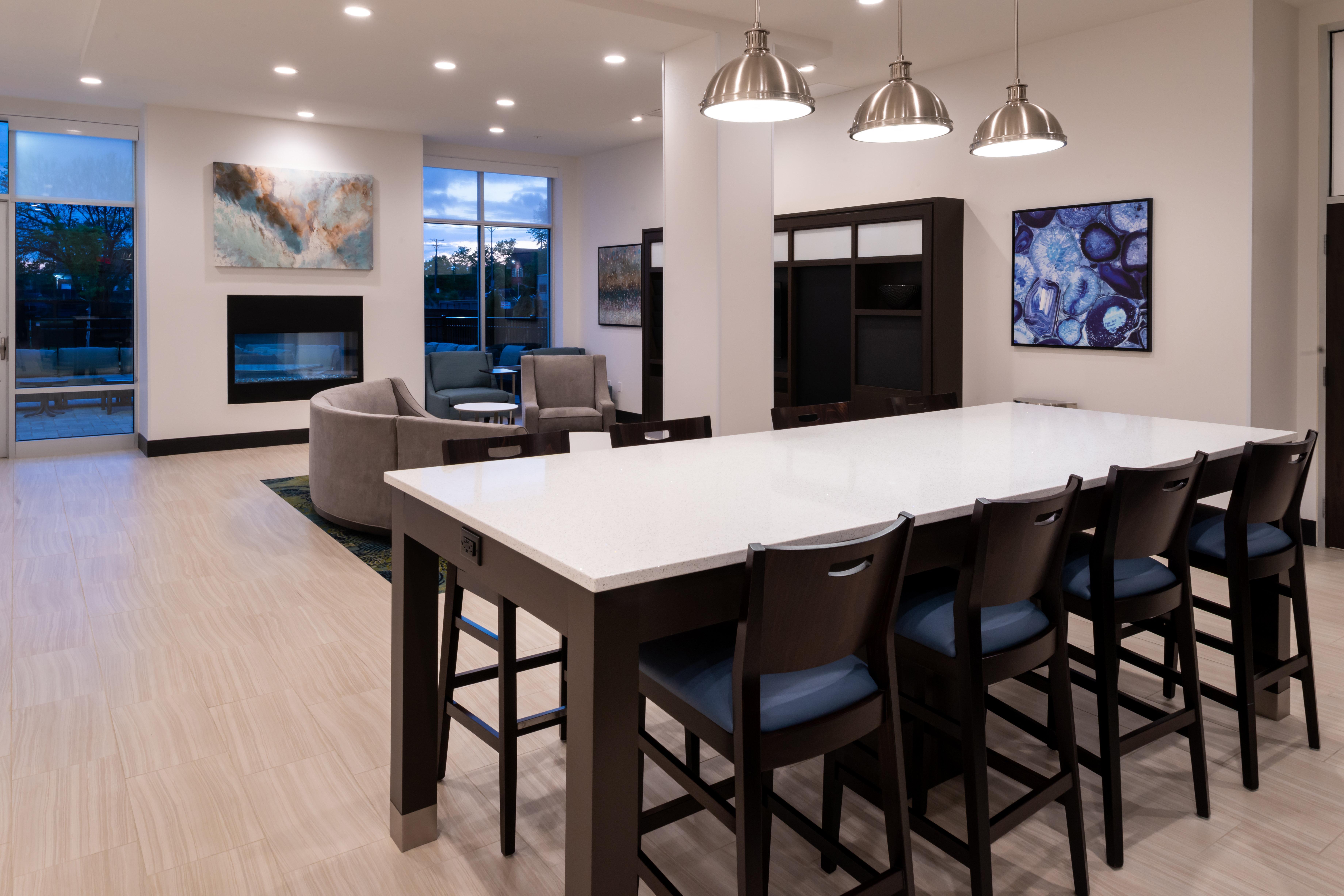 Holiday Inn & Suites - Farmington Hills - Detroit Nw By Ihg Bagian luar foto