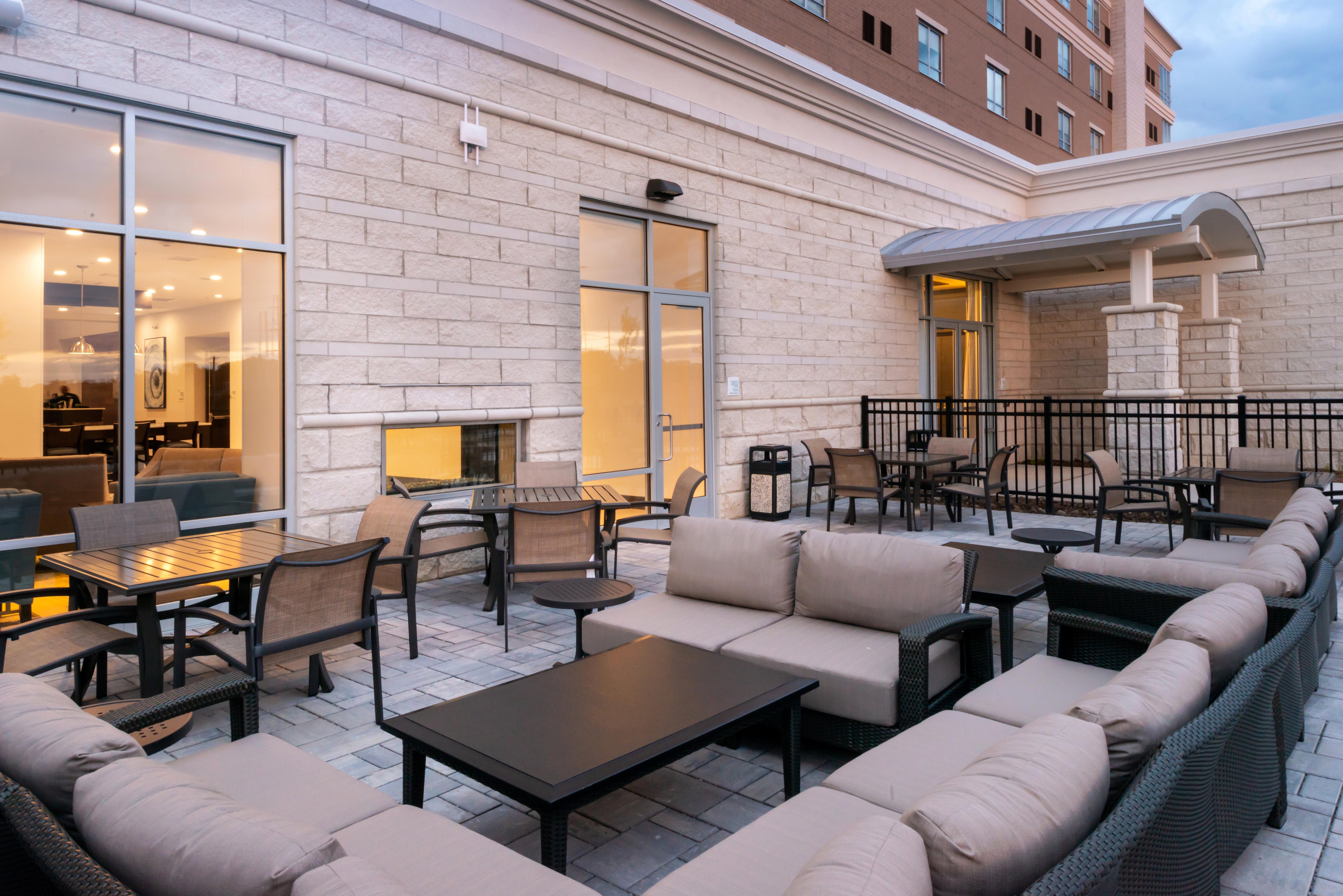 Holiday Inn & Suites - Farmington Hills - Detroit Nw By Ihg Bagian luar foto