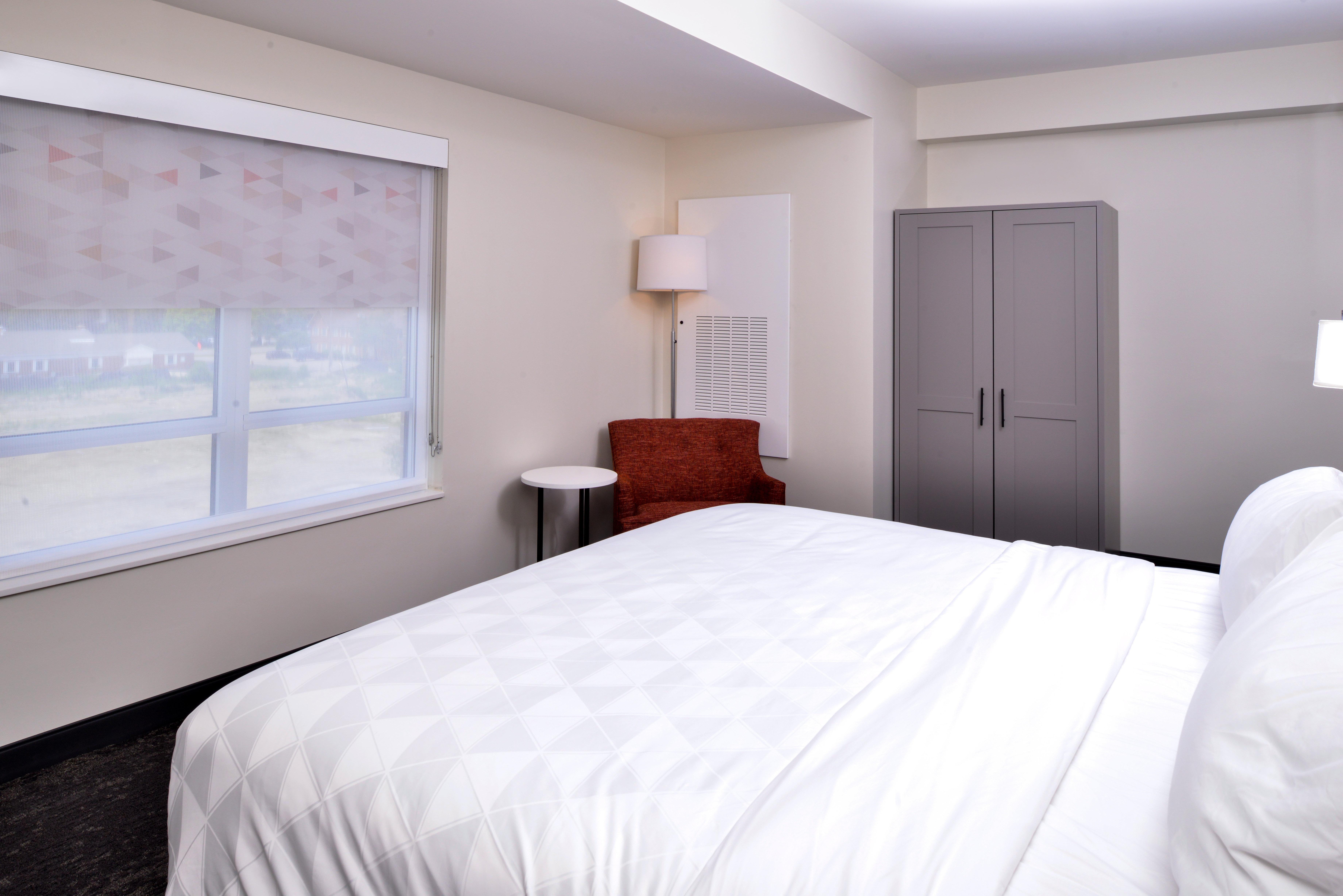 Holiday Inn & Suites - Farmington Hills - Detroit Nw By Ihg Bagian luar foto