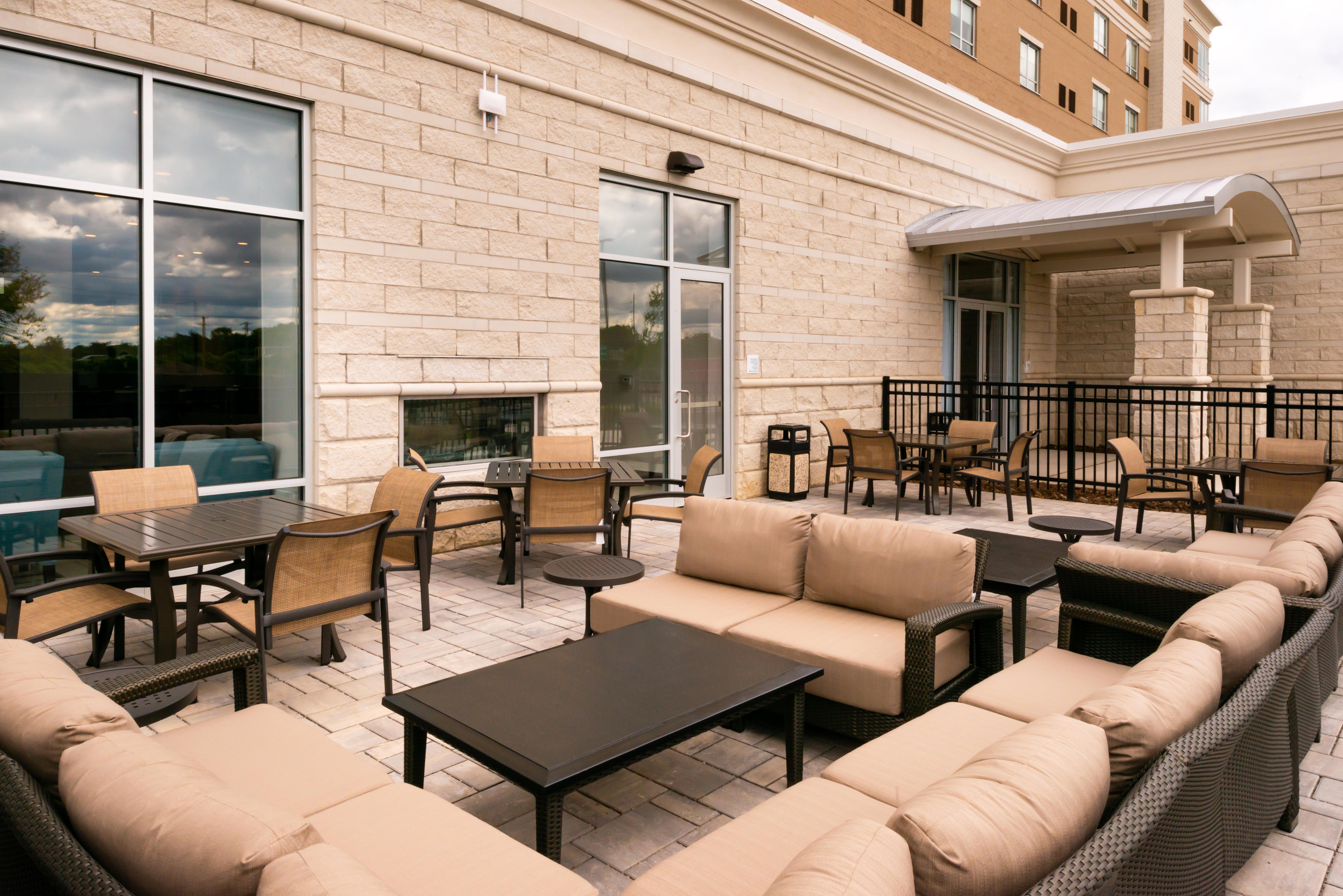 Holiday Inn & Suites - Farmington Hills - Detroit Nw By Ihg Bagian luar foto